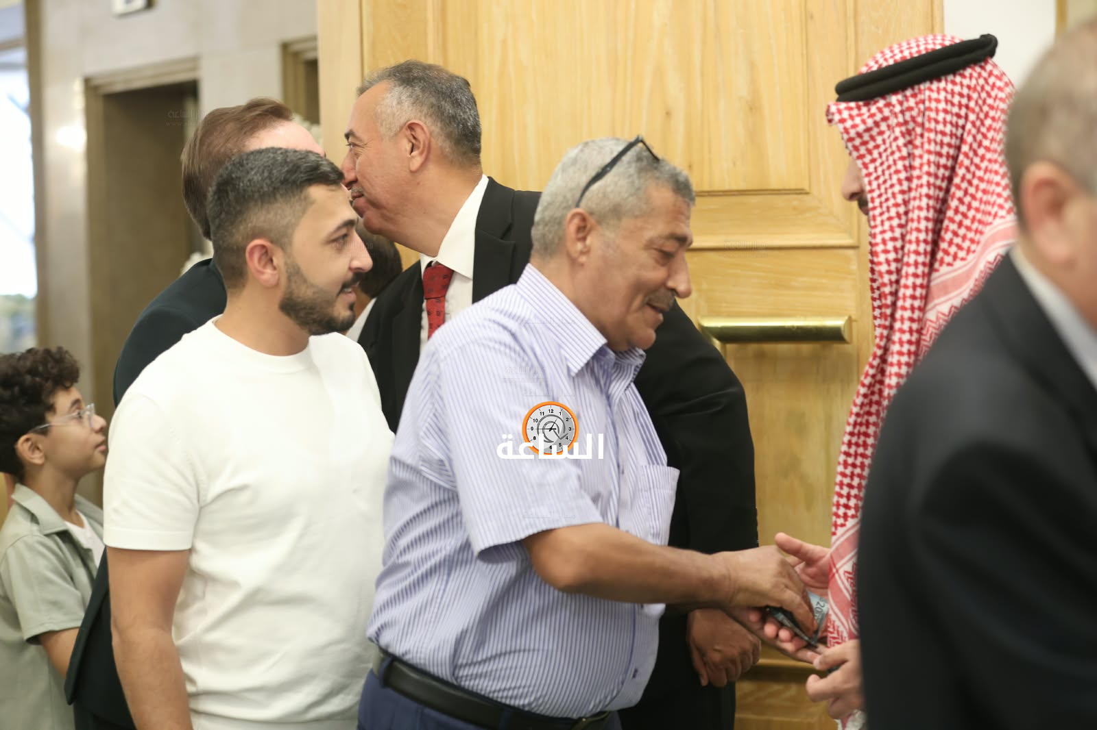 Madar Al-Saa Images 0.3488383110166139