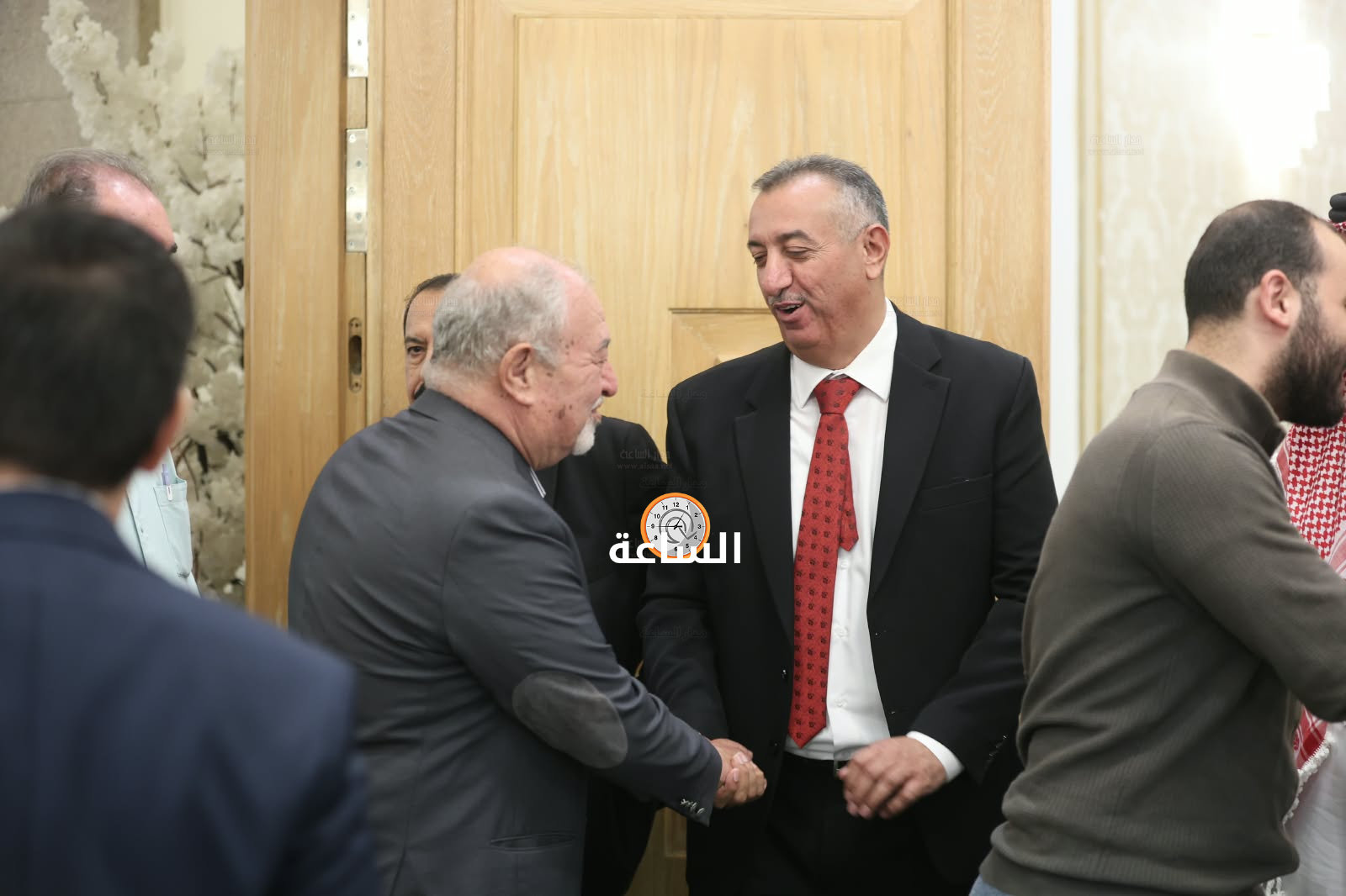 Madar Al-Saa Images 0.681805105822801