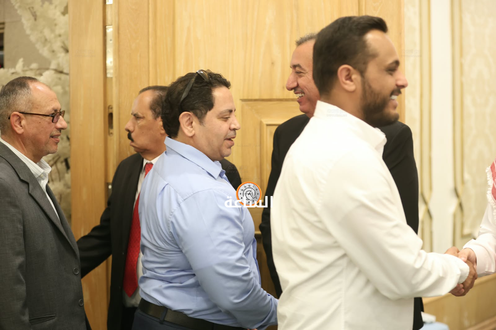 Madar Al-Saa Images 0.3377897021728211