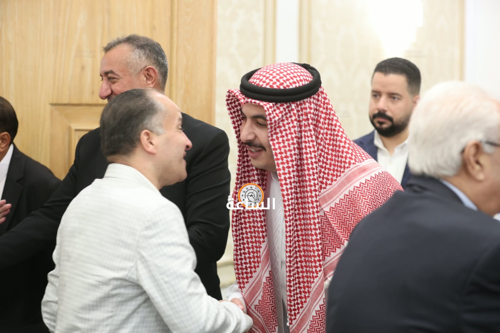 Madar Al-Saa Images 0.1917839719704928