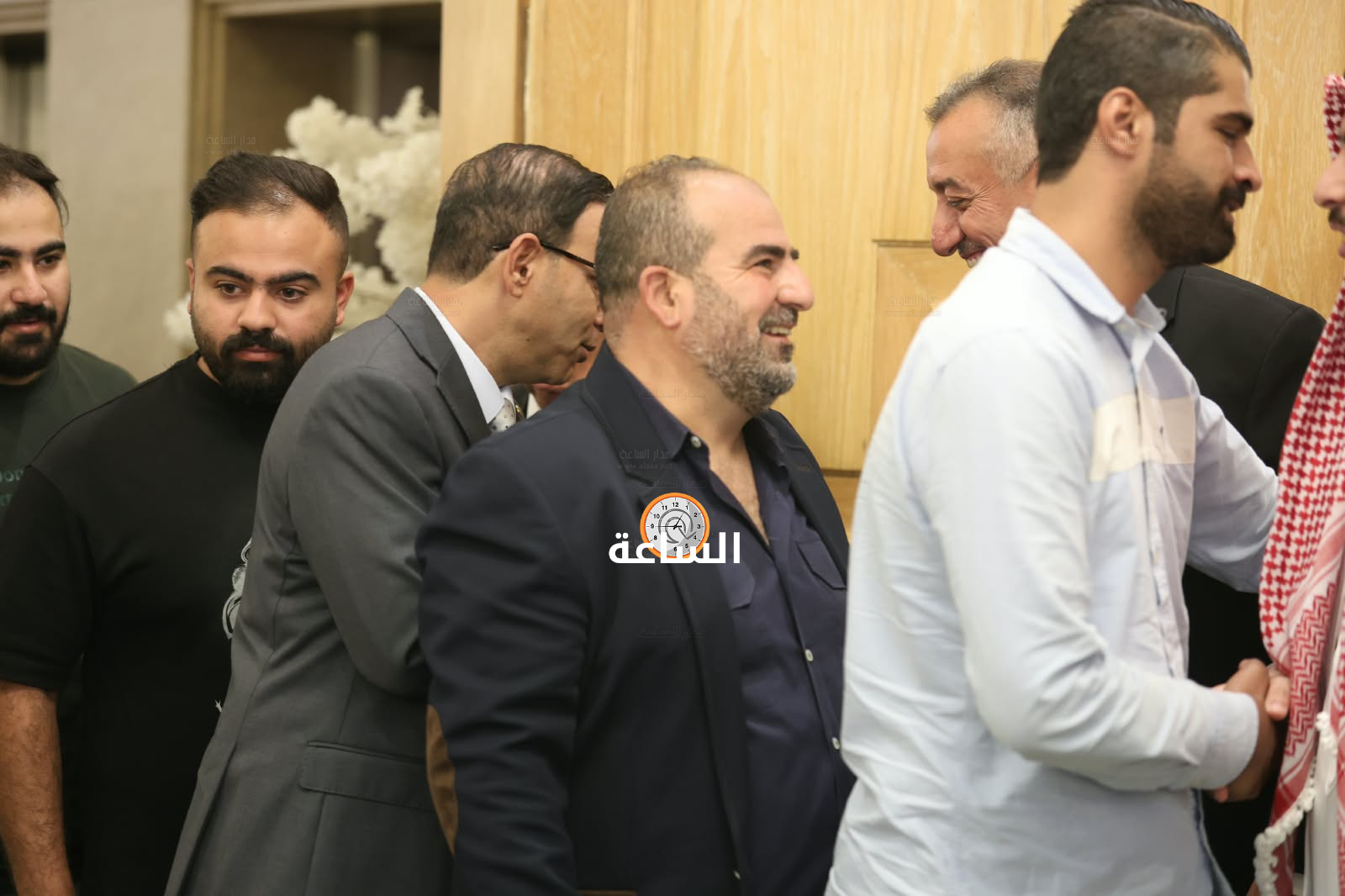 Madar Al-Saa Images 0.4277490420142622