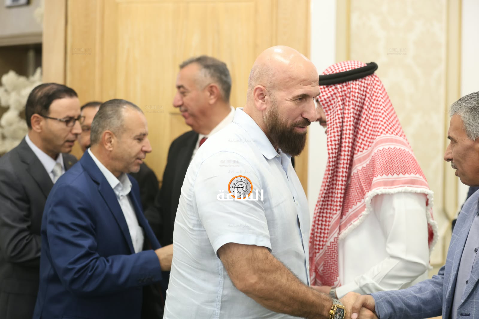 Madar Al-Saa Images 0.13930032359143418