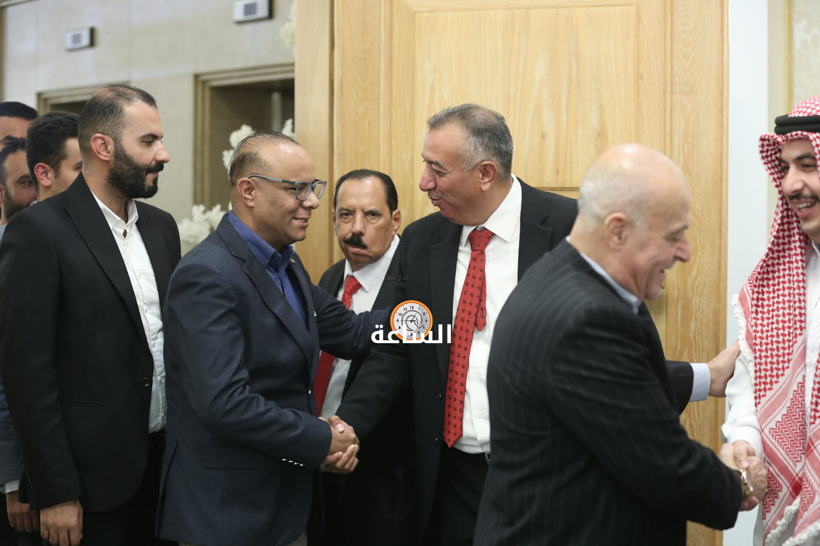 Madar Al-Saa Images 0.9414391508325015