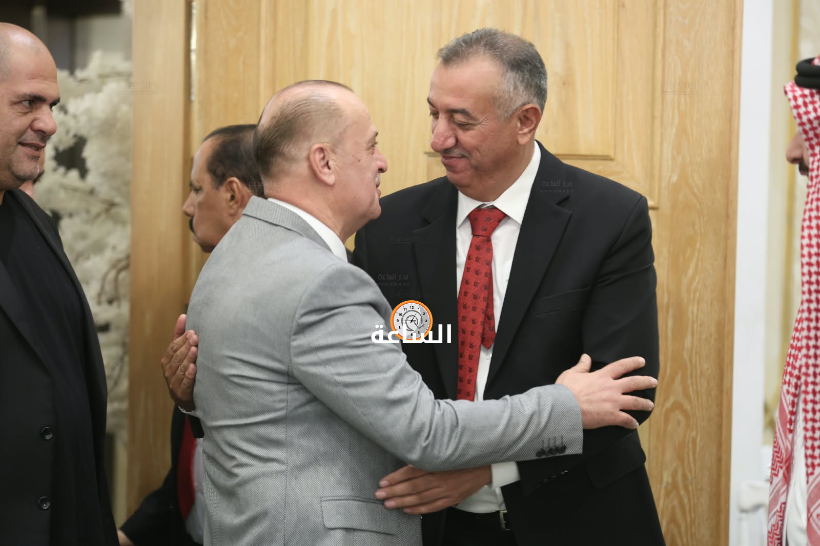 Madar Al-Saa Images 0.6077790928084421