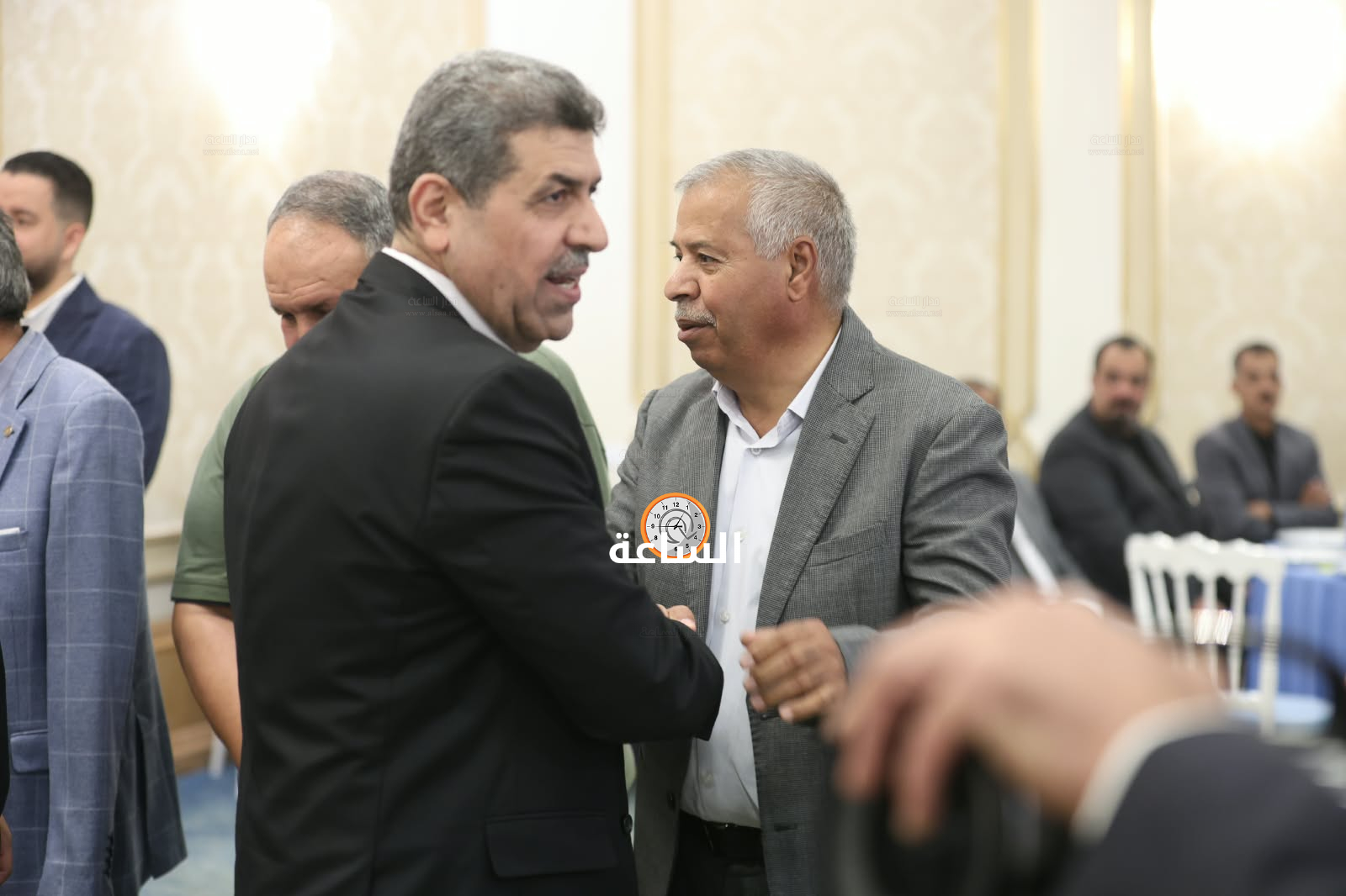 Madar Al-Saa Images 0.2198282383261868