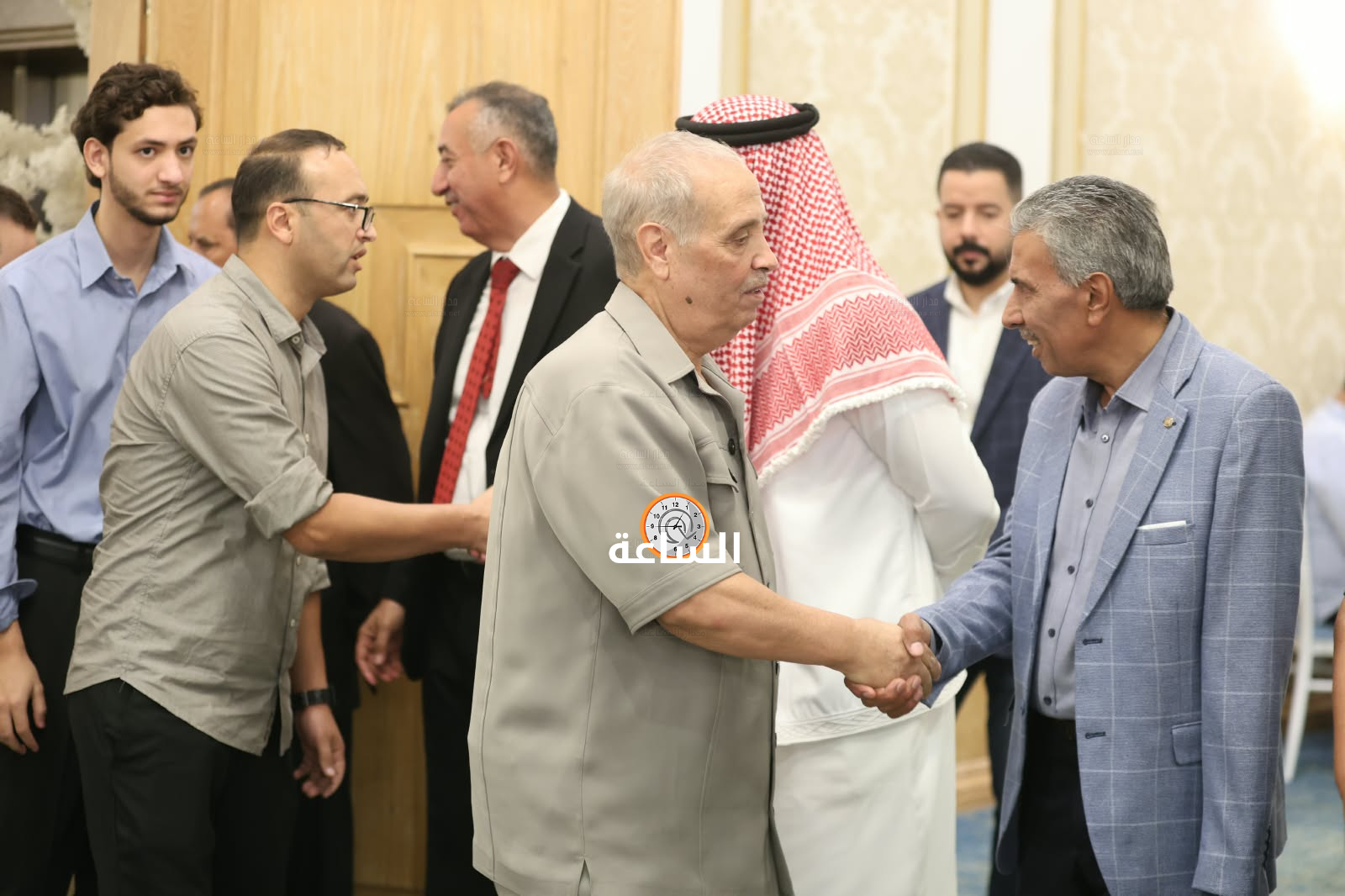 Madar Al-Saa Images 0.3210542042251824