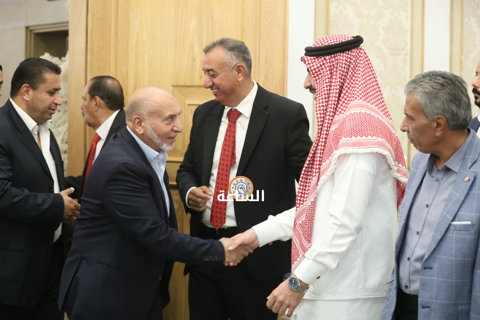 Madar Al-Saa Images 0.18819717287809667
