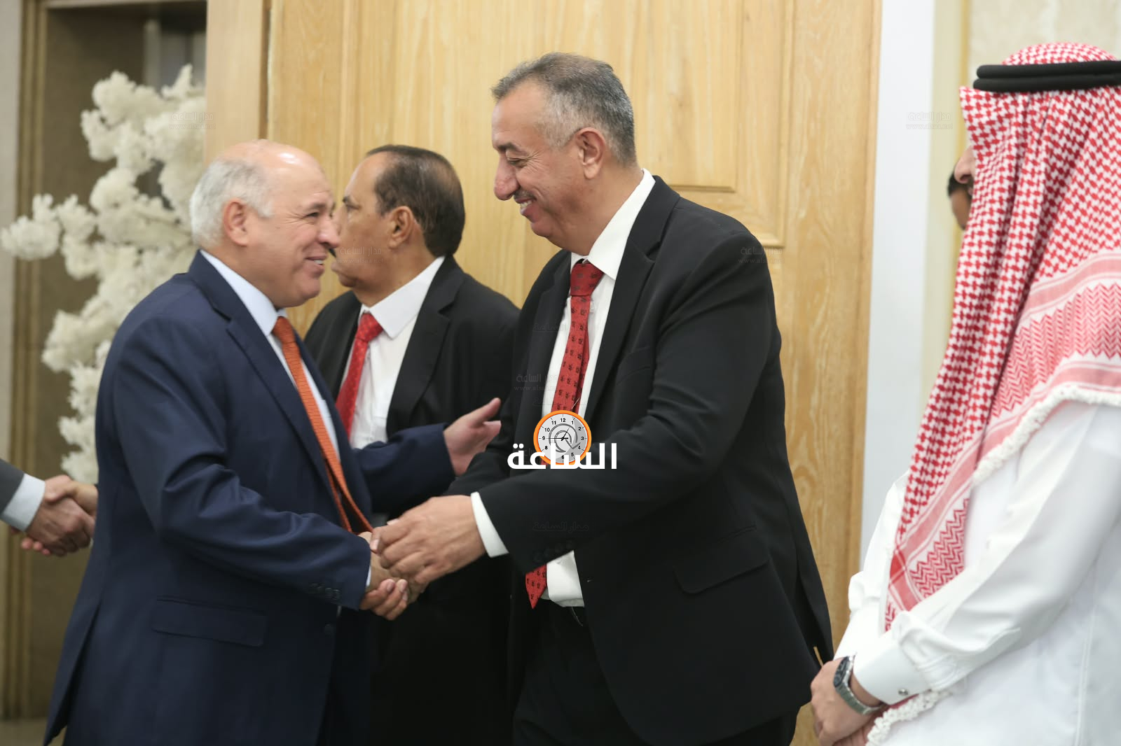 Madar Al-Saa Images 0.6381474785795691