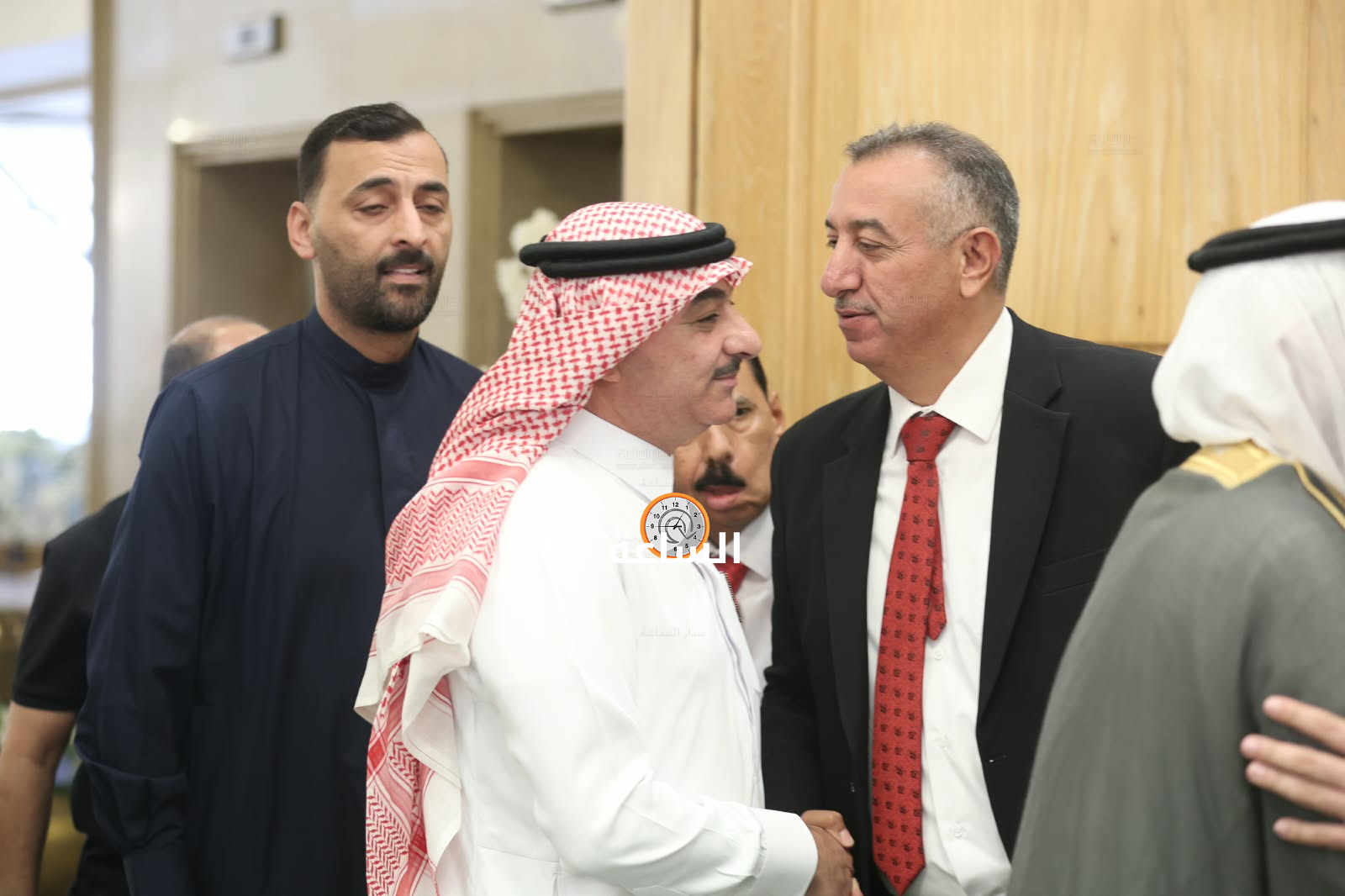 Madar Al-Saa Images 0.24808738015751197