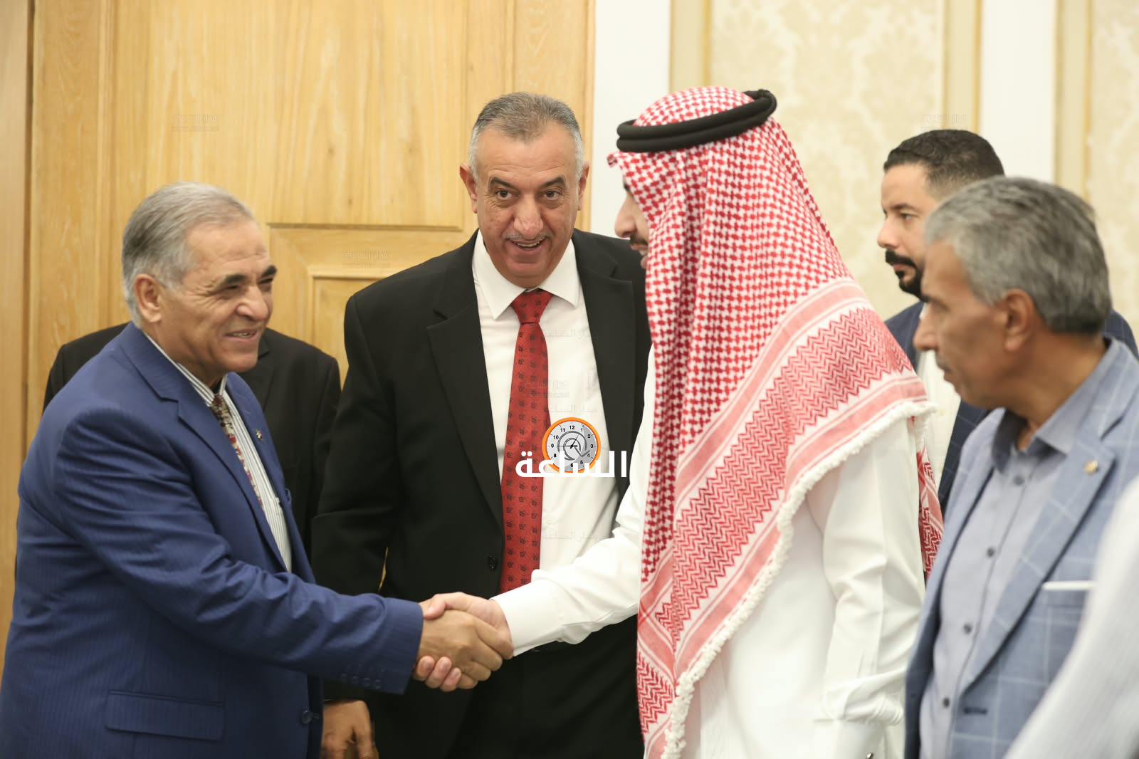 Madar Al-Saa Images 0.5720485128646765