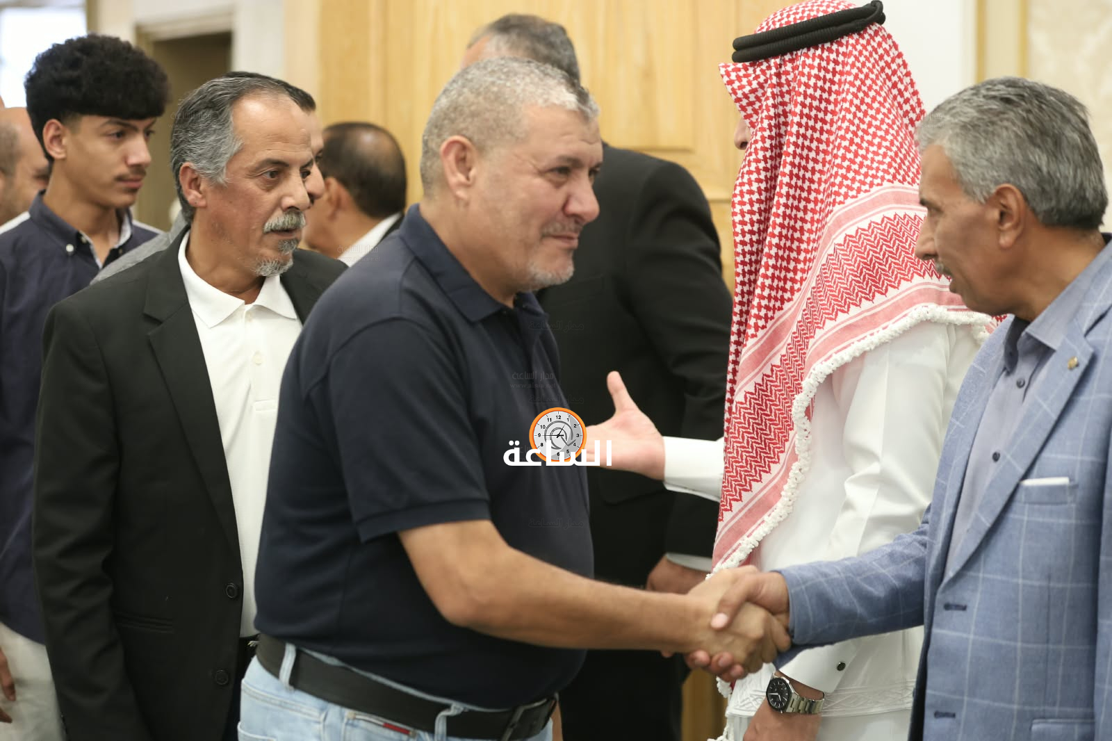 Madar Al-Saa Images 0.5314245691462314