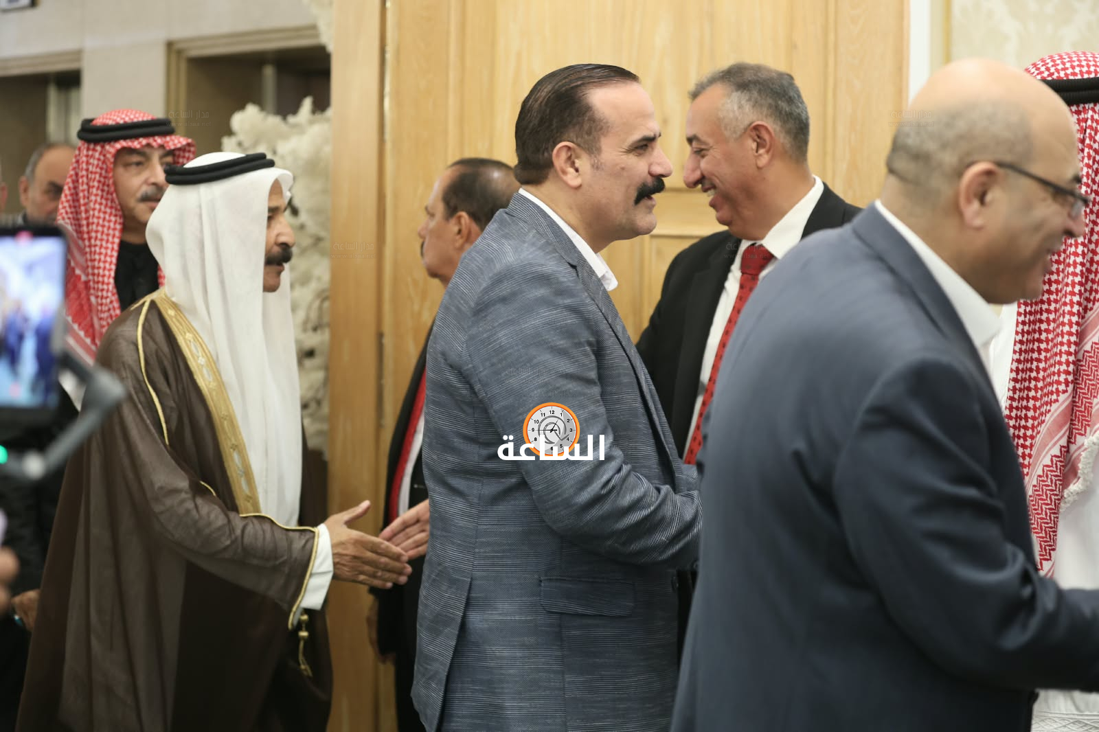 Madar Al-Saa Images 0.6660643024820309