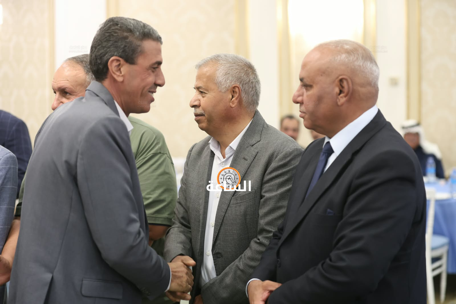 Madar Al-Saa Images 0.8641455782363875