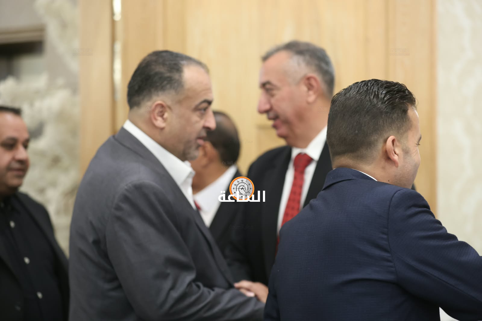 Madar Al-Saa Images 0.005162688330661136