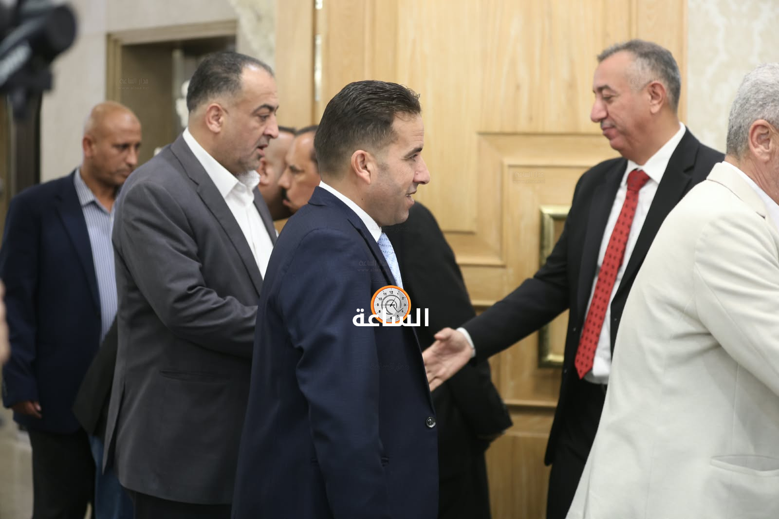 Madar Al-Saa Images 0.987135714850688