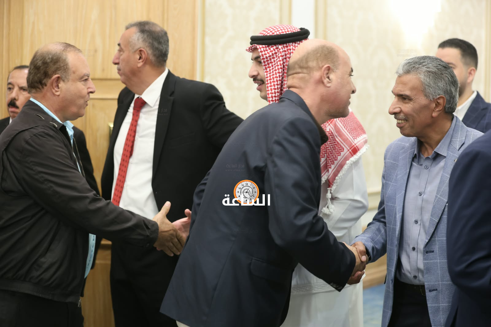 Madar Al-Saa Images 0.7178050473934172
