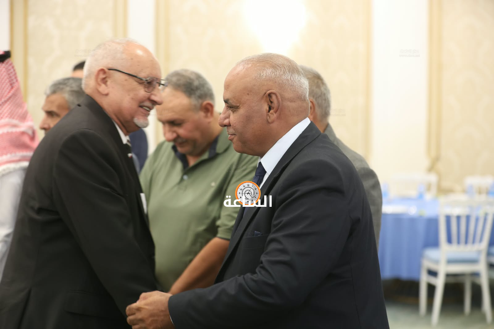 Madar Al-Saa Images 0.4319072319048327