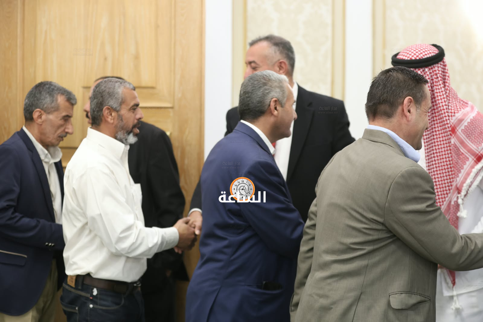 Madar Al-Saa Images 0.2766756151737646