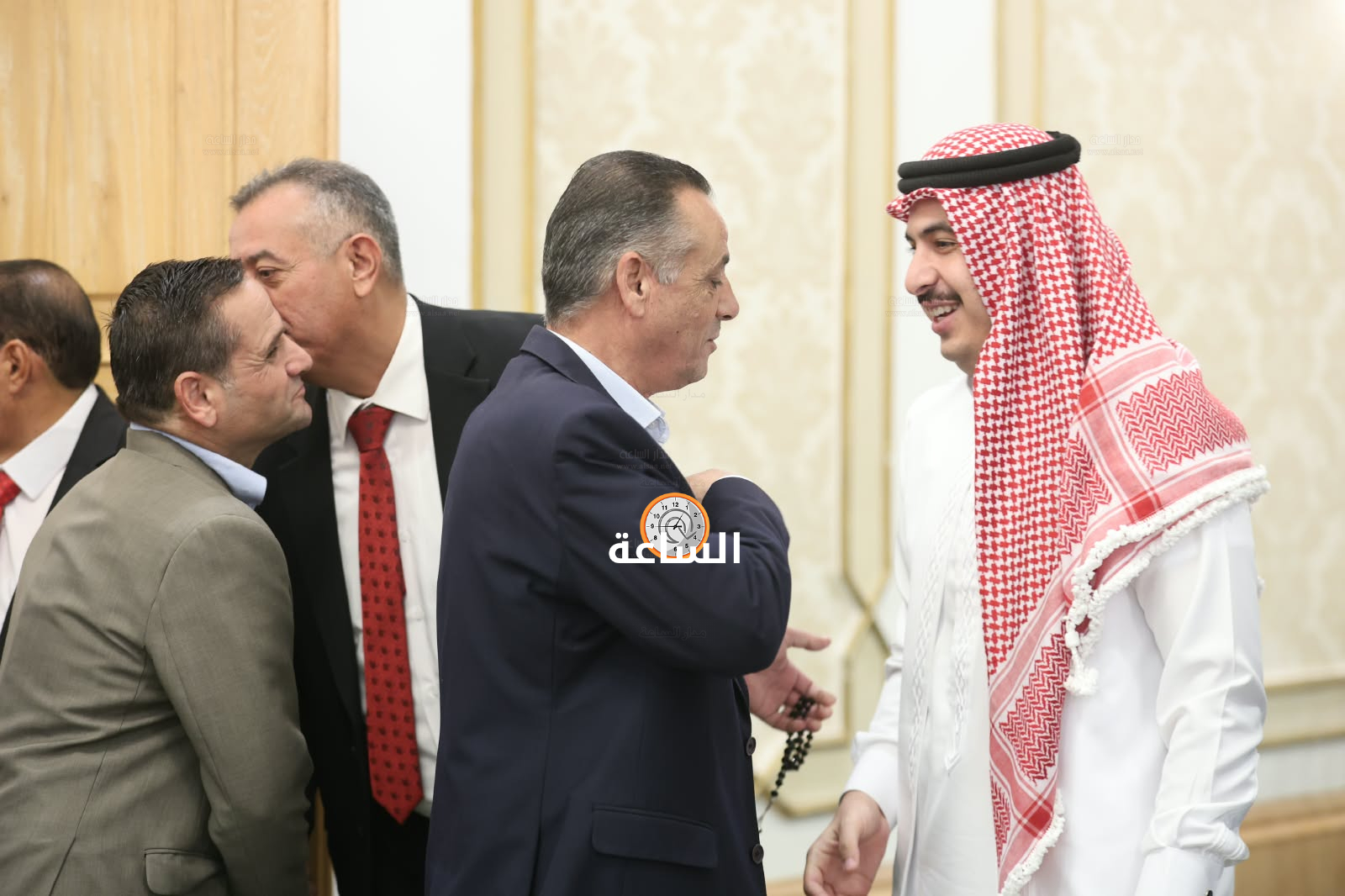 Madar Al-Saa Images 0.4640820173580208