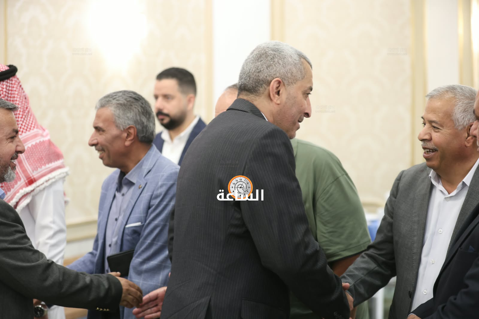 Madar Al-Saa Images 0.8826687119434209