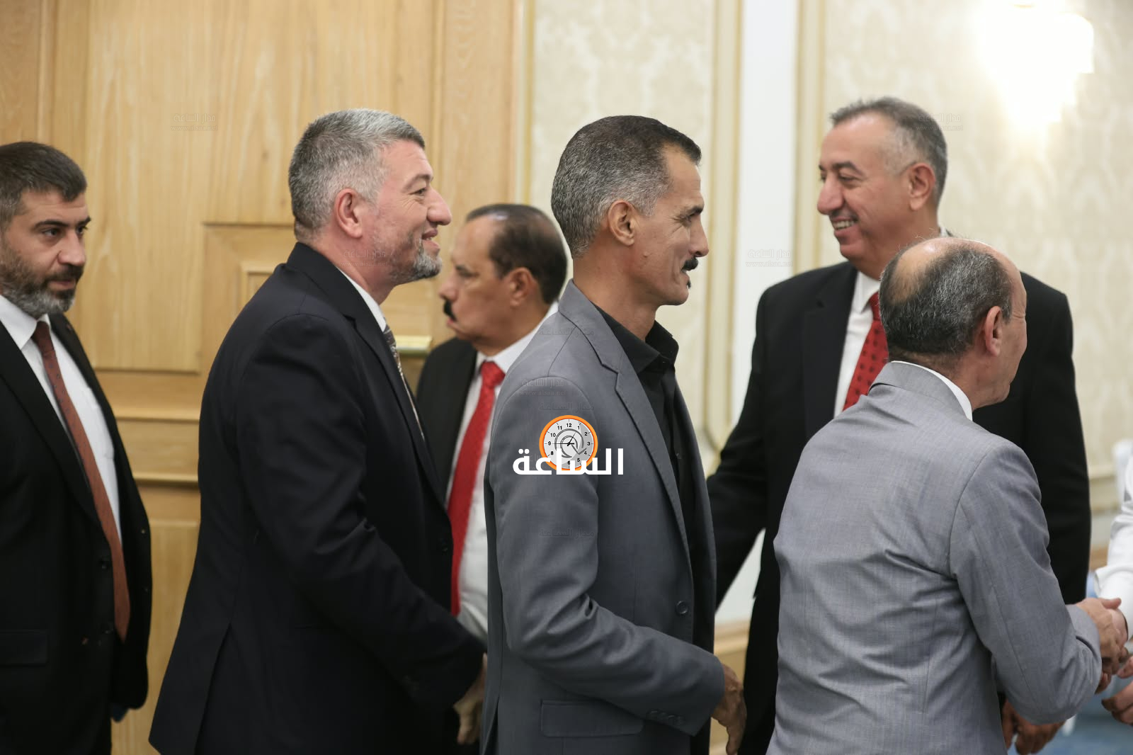 Madar Al-Saa Images 0.9560633523499398