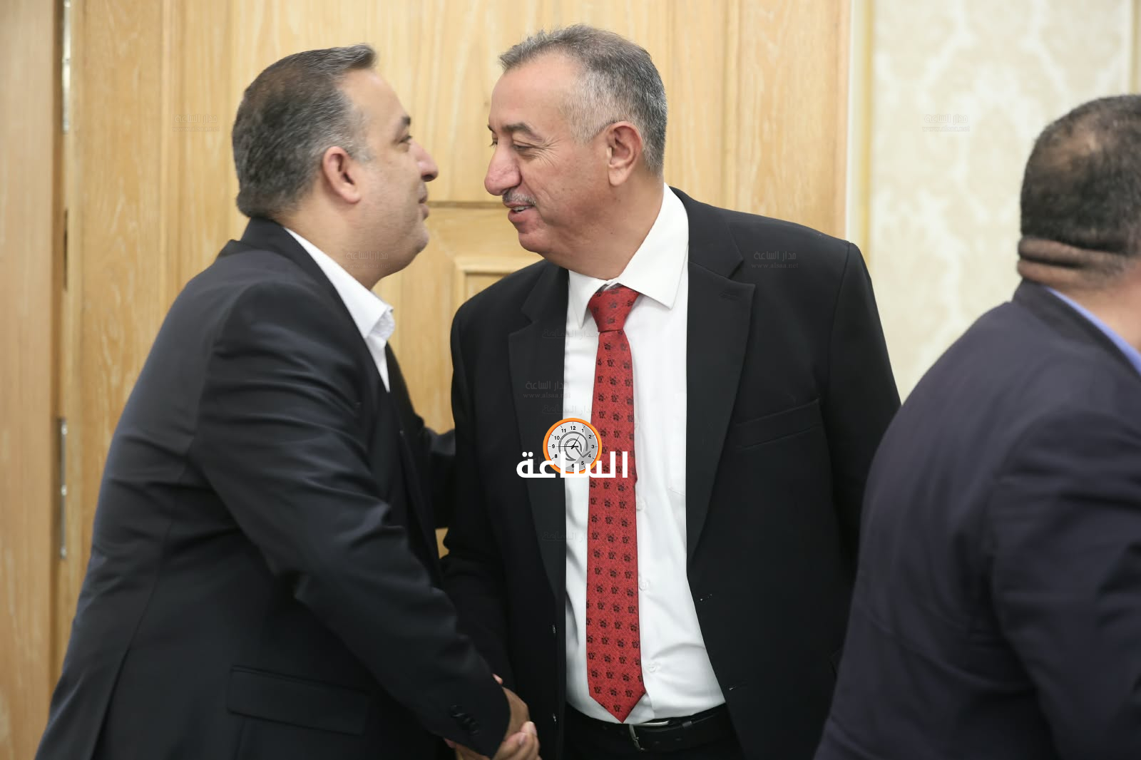 Madar Al-Saa Images 0.9243842563040613