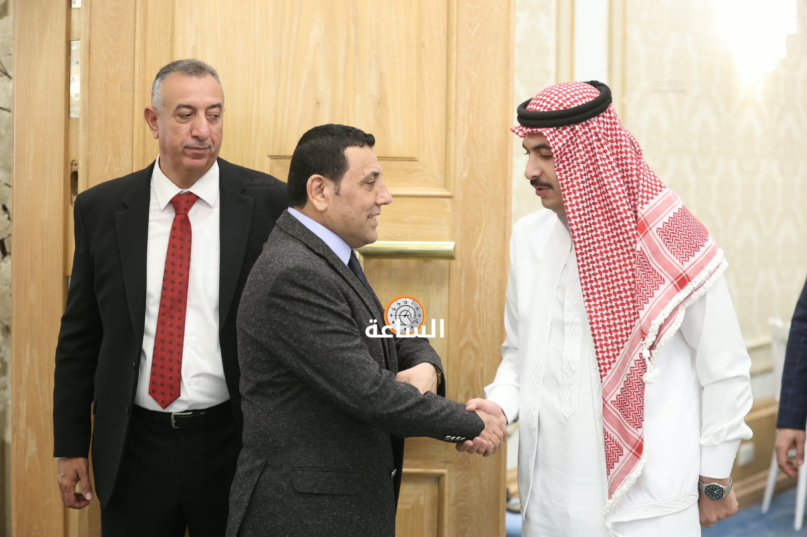 Madar Al-Saa Images 0.9239909239441751