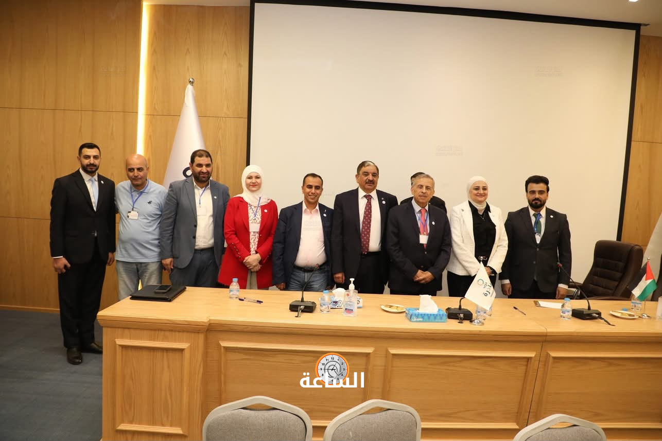 Madar Al-Saa Images 0.4364531244456452