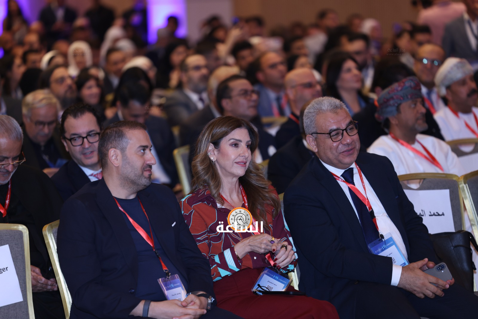Madar Al-Saa Images 0.7238060449000572