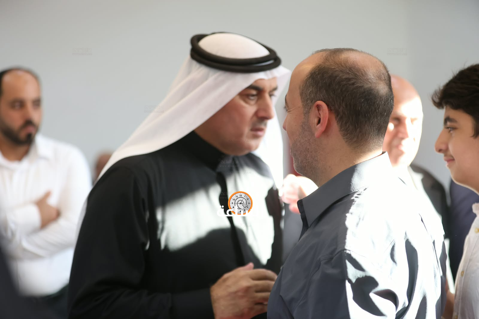 Madar Al-Saa Images 0.4044751920972818