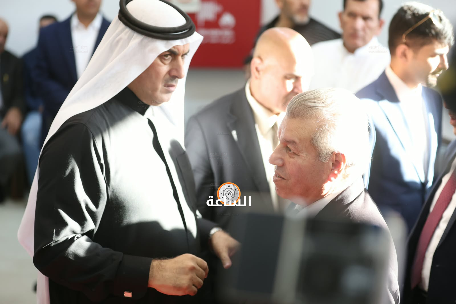 Madar Al-Saa Images 0.11302442504850763