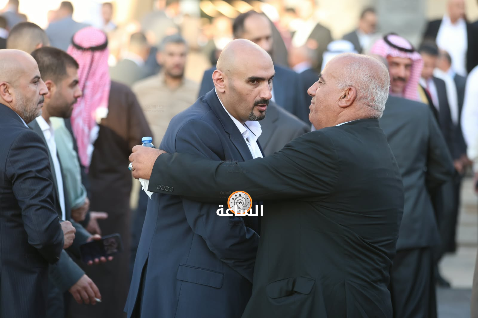 Madar Al-Saa Images 0.9839058618561174