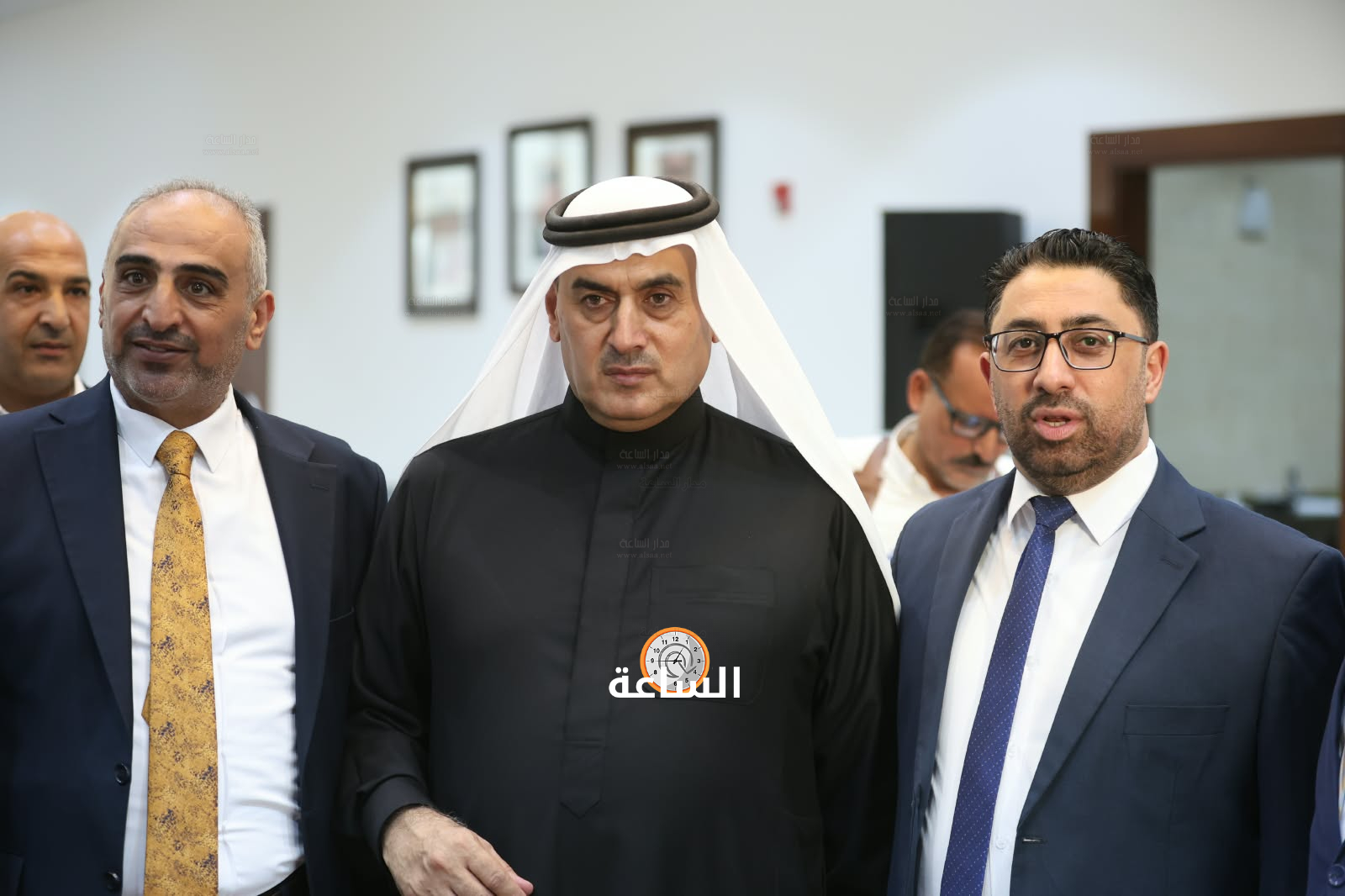 Madar Al-Saa Images 0.32364649700528136