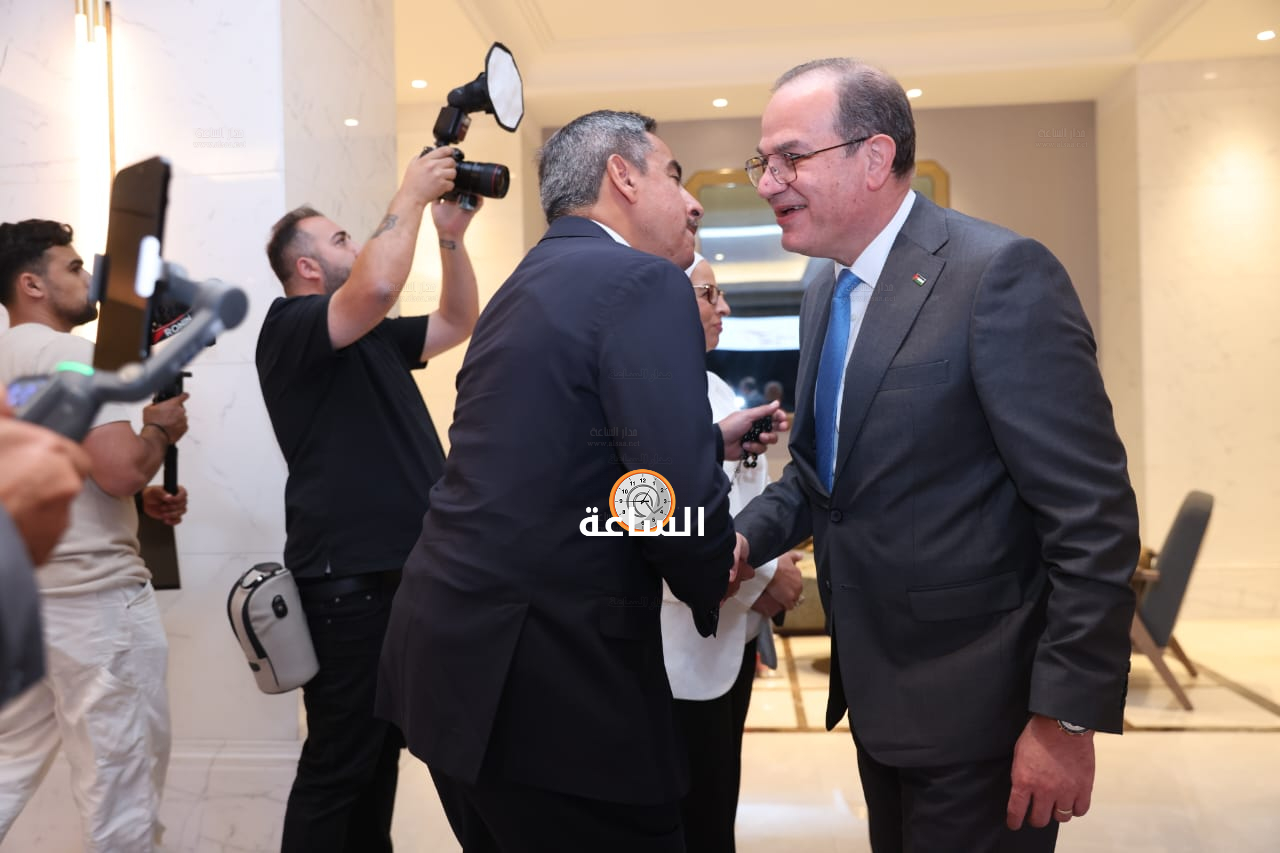 Madar Al-Saa Images 0.19543796435855953