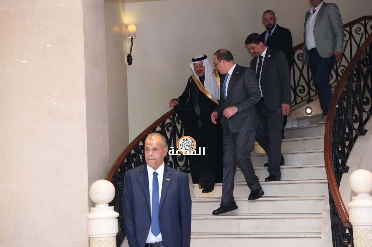 Madar Al-Saa Images 0.0851205092547993