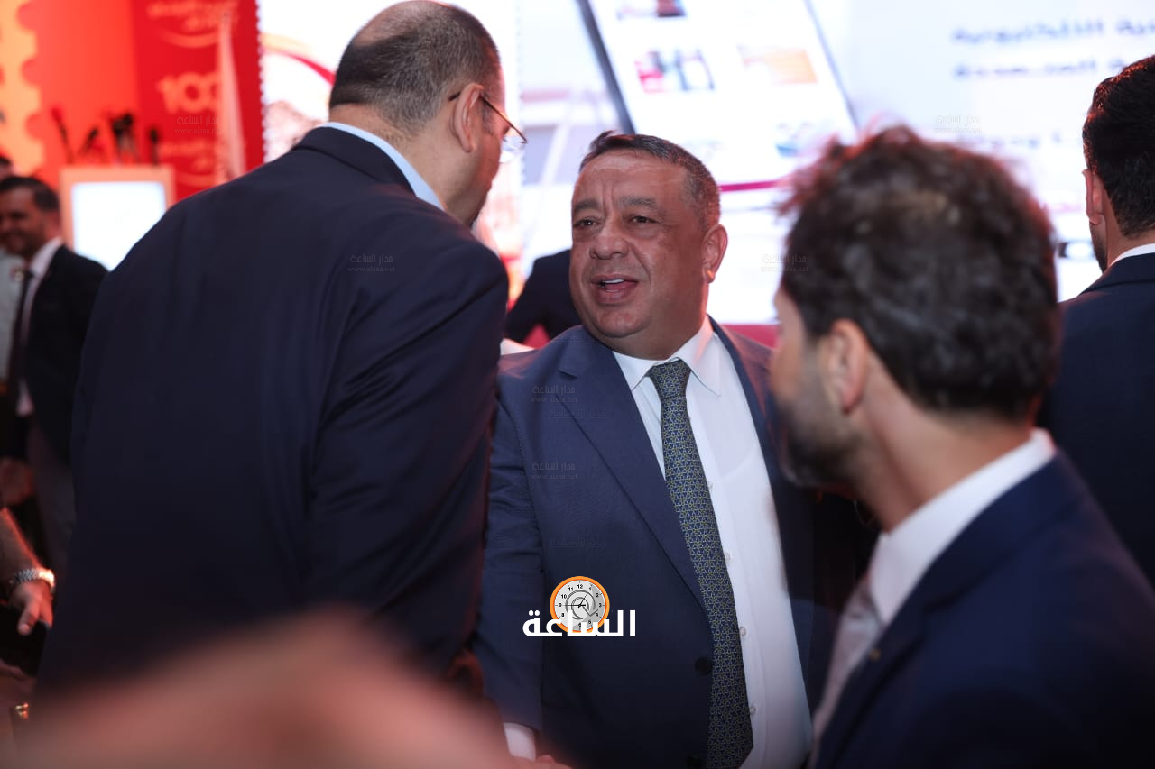 Madar Al-Saa Images 0.3716407269949138