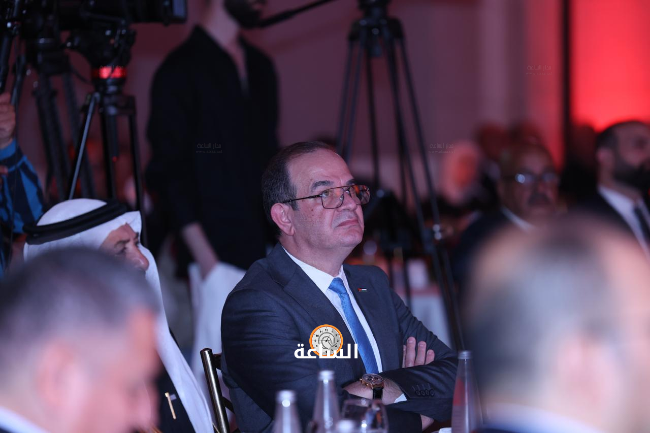 Madar Al-Saa Images 0.3806210193597158