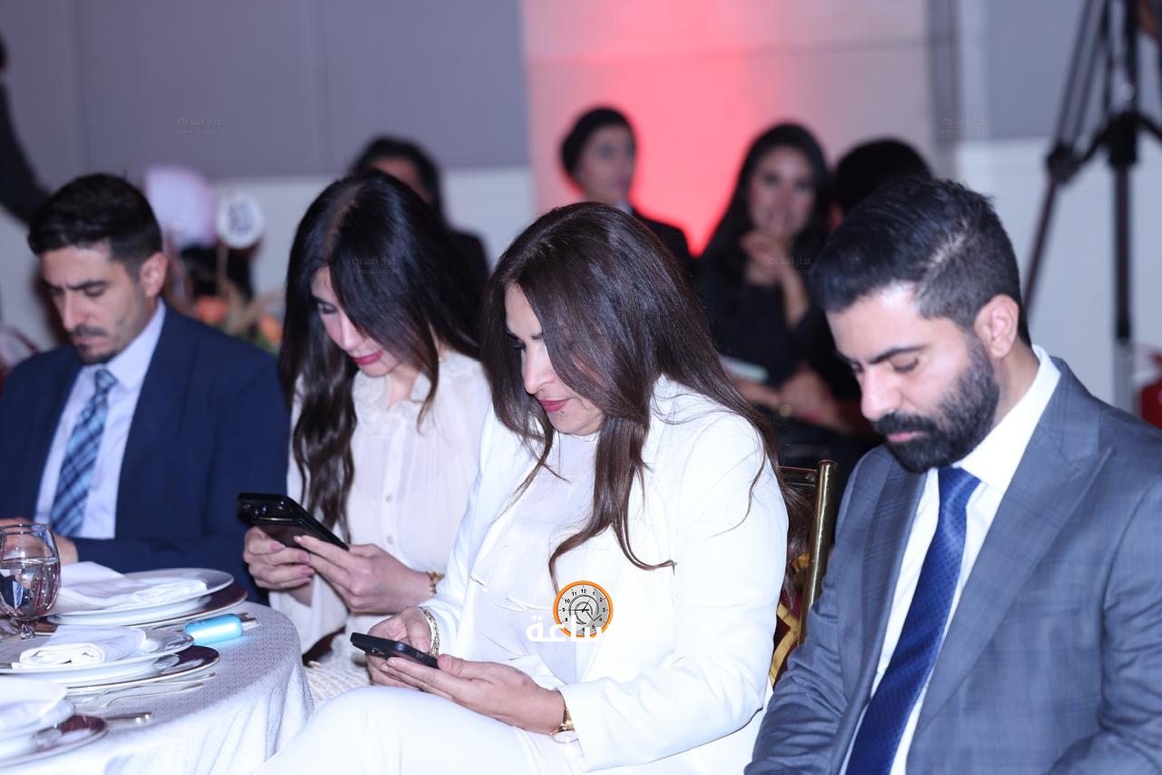 Madar Al-Saa Images 0.5116159288467161