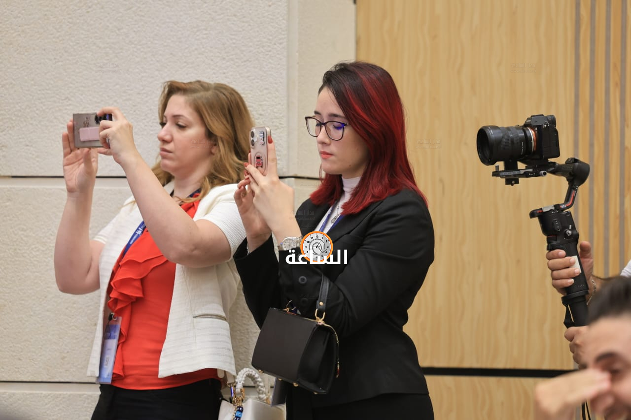Madar Al-Saa Images 0.6985869135465853