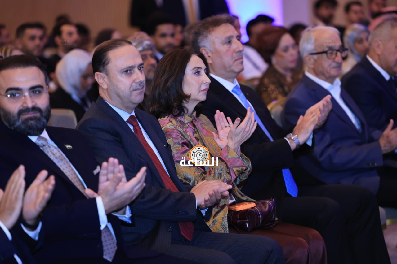 Madar Al-Saa Images 0.7273598352038371