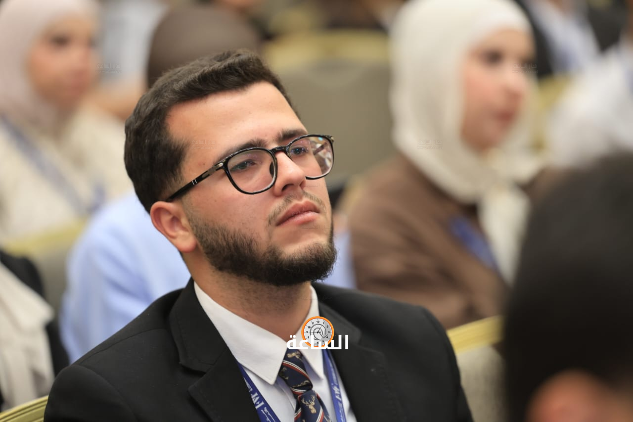 Madar Al-Saa Images 0.7407899149887995