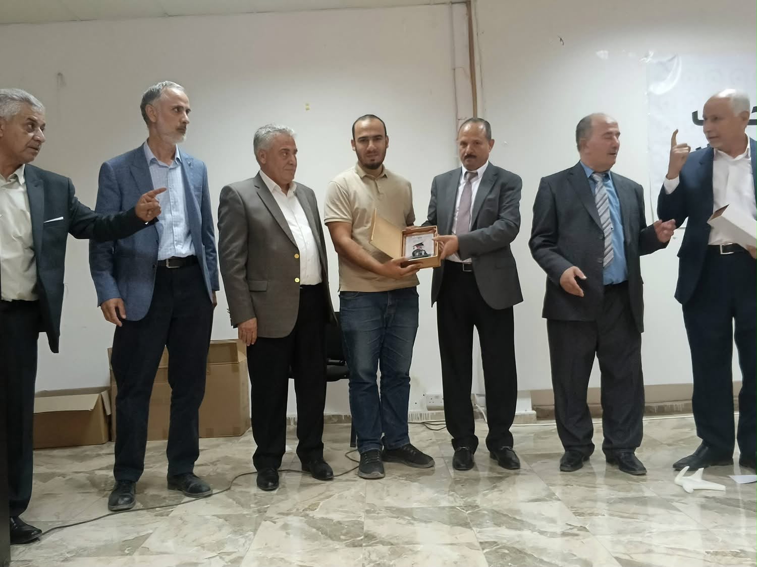 Madar Al-Saa Images 0.40613027266735313