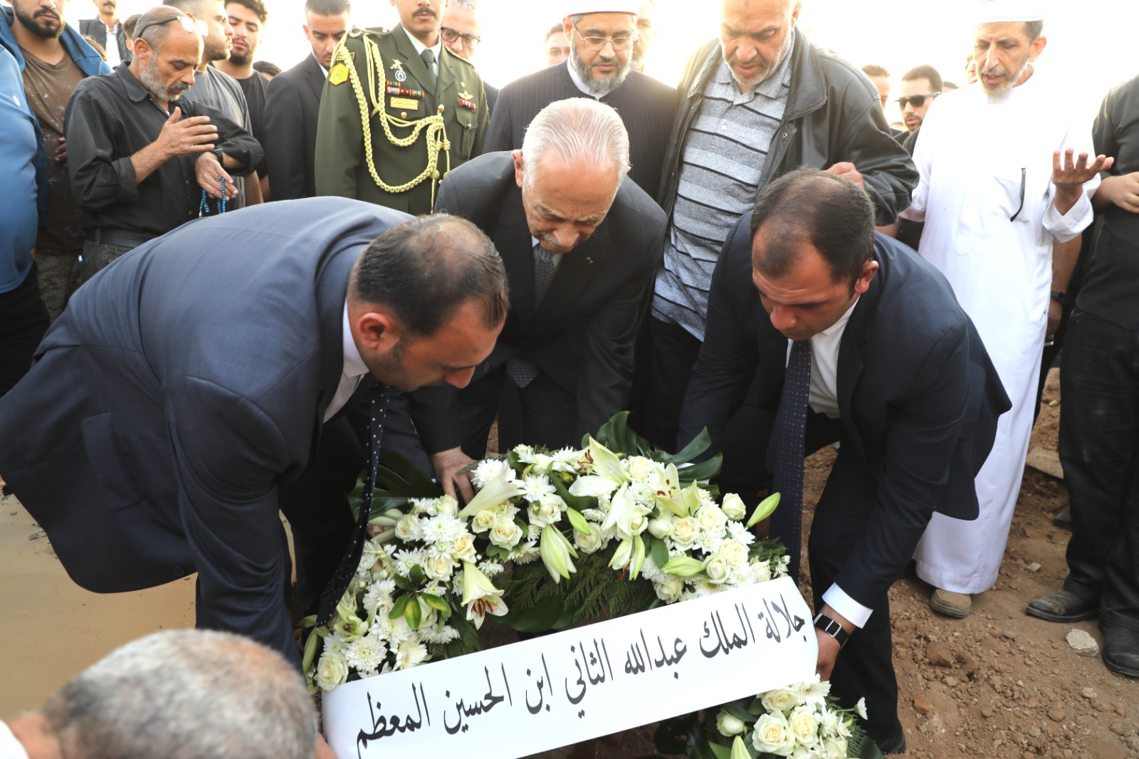 Madar Al-Saa Images 0.9189774549260509