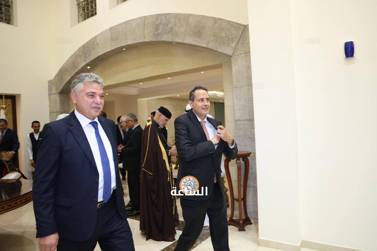 Madar Al-Saa Images 0.05389395427341426