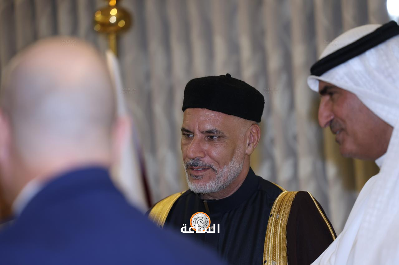 Madar Al-Saa Images 0.03810428138034383