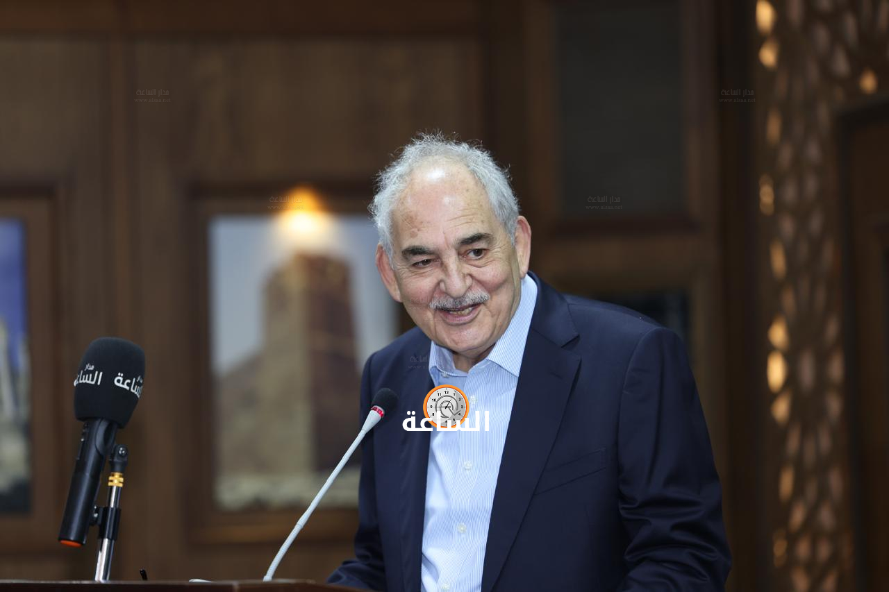 Madar Al-Saa Images 0.1856765481746978