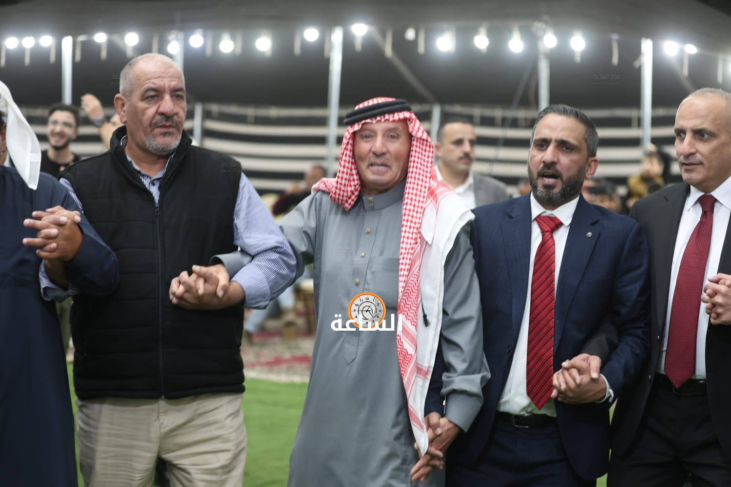 Madar Al-Saa Images 0.1523349146469991