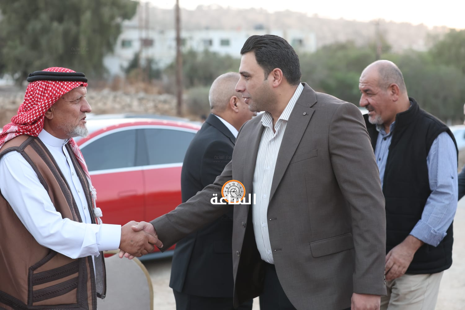 Madar Al-Saa Images 0.3551640130303072
