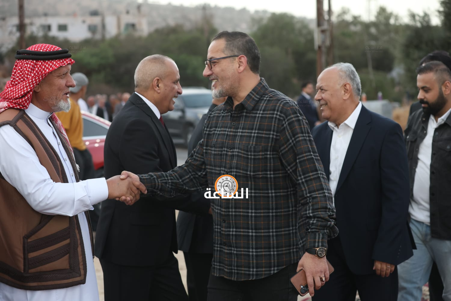 Madar Al-Saa Images 0.4807813316894771
