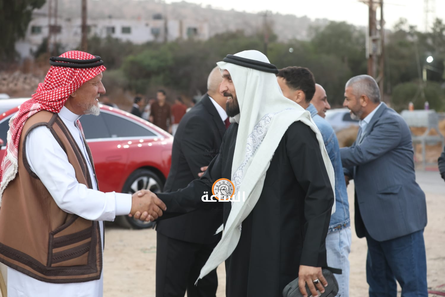 Madar Al-Saa Images 0.9904030295592376
